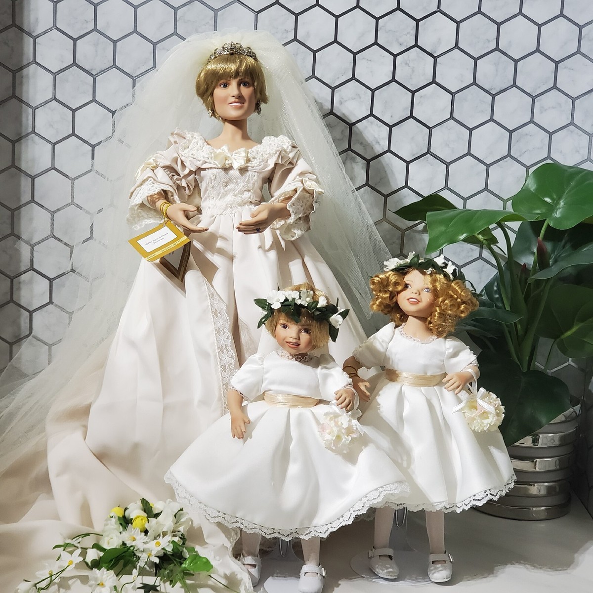 Ashton Drake The Royal Wedding Princess Diana Two Flower Girl Dolls COA