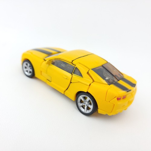 Transformers Bumblebee Complete Studio Series SS 49 Deluxe Camaro - Picture 4 of 7