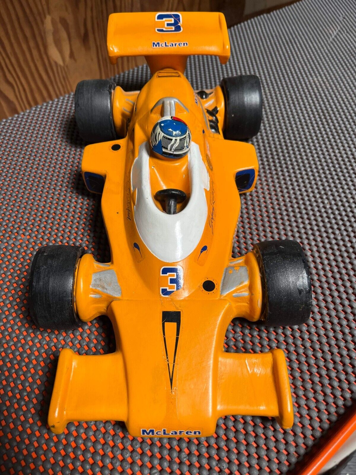 Picture 3 of 12