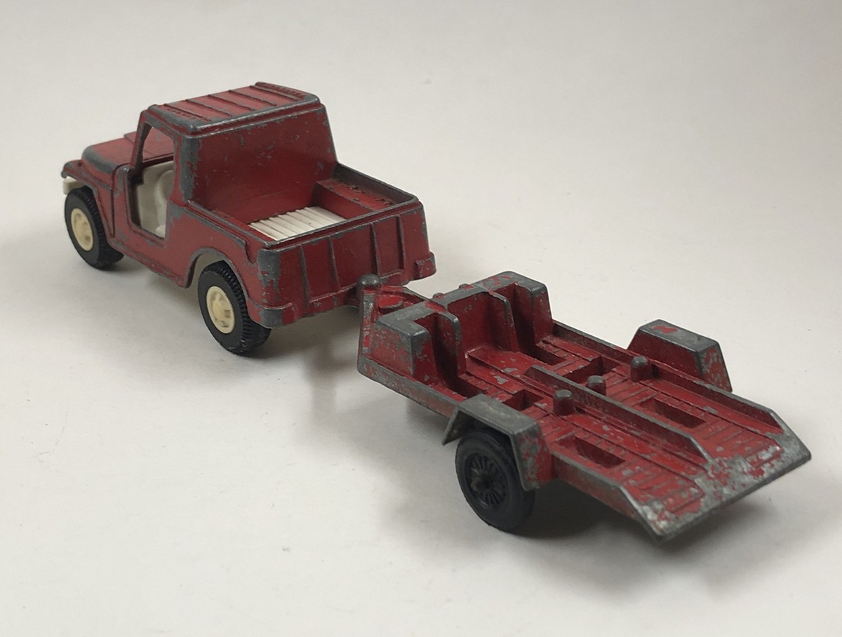 ミニカー TOOTSIETOY LAND ROVER JEEP & TRAILER 1969 TOOTSIETOY JEEP & UTILITY TRAILER MATCHED PAIR LIME