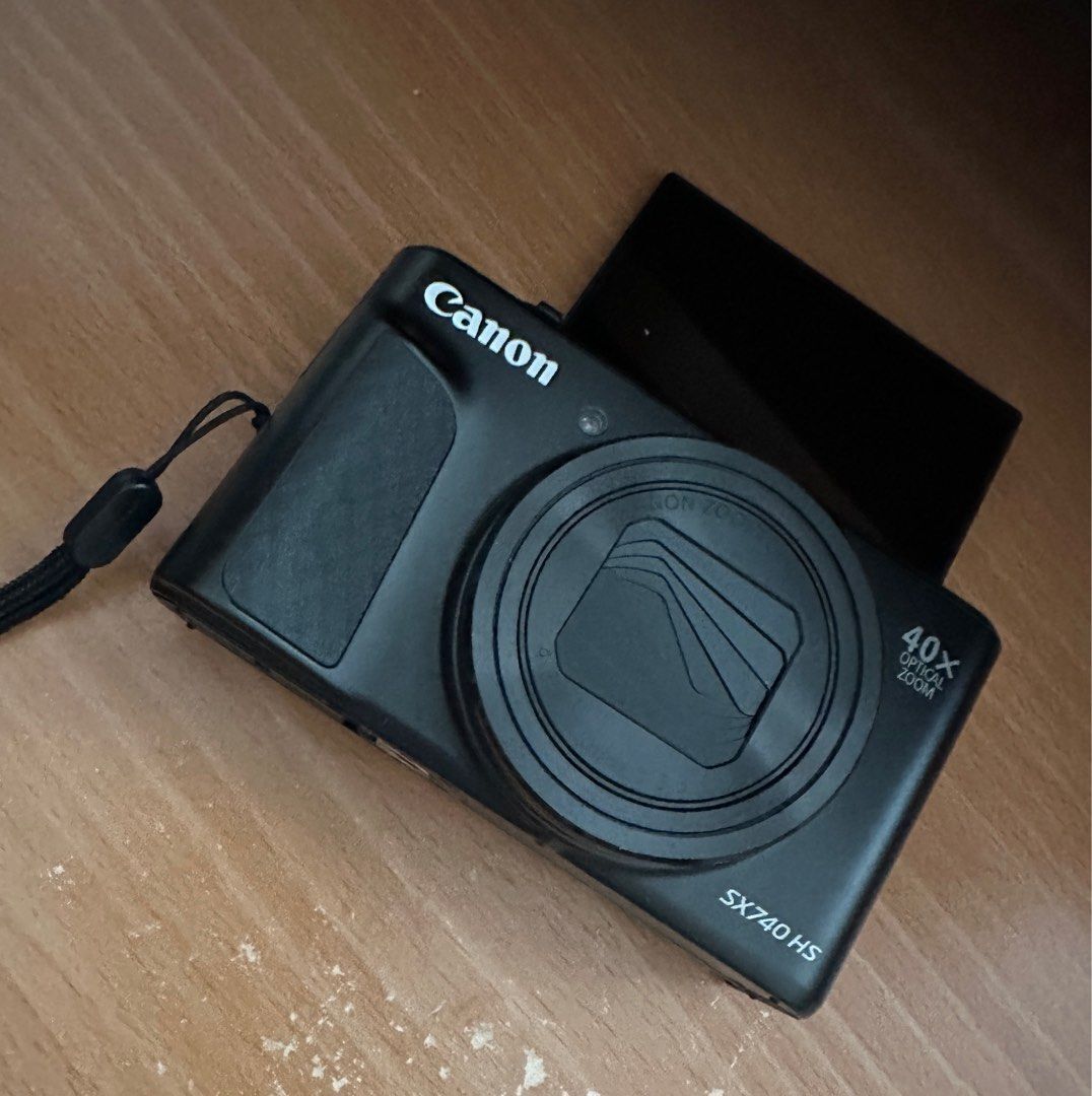 Canon PowerShot SX740 HS 20.3MP 4K Digital Camera 40x Canon PowerShot SX740 HS 20.3MP 4K Digital Camera 40x