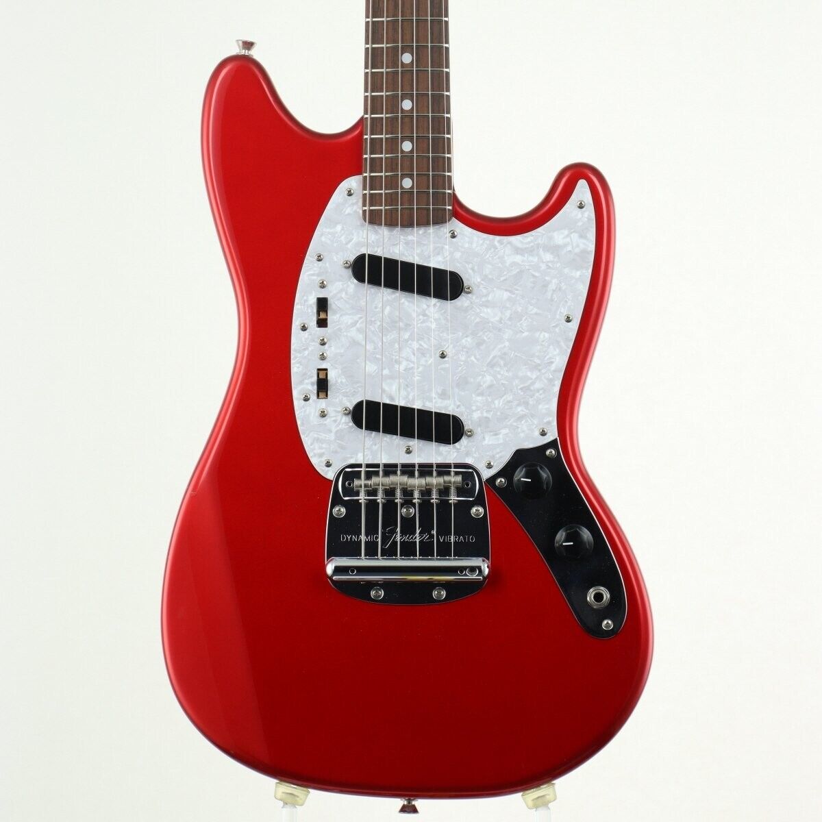 Fender Japan Mustang MG69/MH Candy Apple Red Electric Guitar Fender Japan Mustang MG69/MH Candy Apple Red Electric Guitar