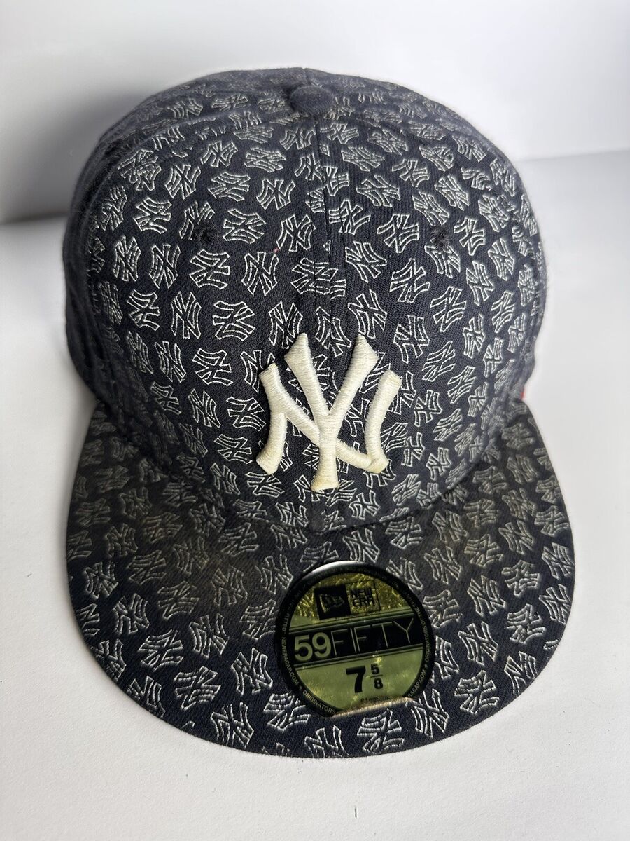 New Era 59fifty New York Yankees Fitted Hat 7 1/2Dark blue New Era 59fifty New York Yankees Fitted Hat 7 1/2Dark blue