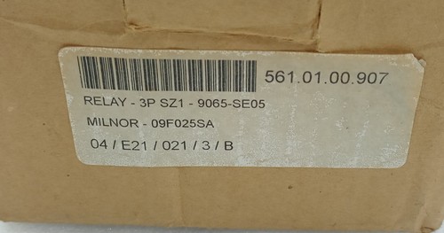 Square D 9065SE05 Series A Overload Relay Type S 600VAC 3-Phase 3-Pole (LOT OF 3 - Picture 6 of 10