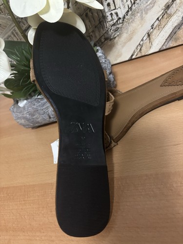 SANDALIAS DESLIZANTES PLANAS DE GAMUZA DIVIDIDA ZARA PARA MUJER. MARRÓN. Talla 9. 40 euros. NUEVO. - Imagen 9 de 16