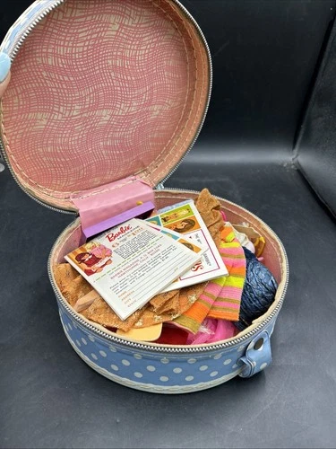 Vintage Barbie Fashion Lot Clothes &  Accessories In Polka Dot Carry Case. ML