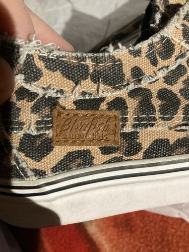 Blowfish Malibu Play Kids Shoes Size 4 Leopard Print - Picture 4 of 5