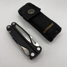 Leatherman Charge Multi Tool in Black w/ Nylon Sheath - 14-01