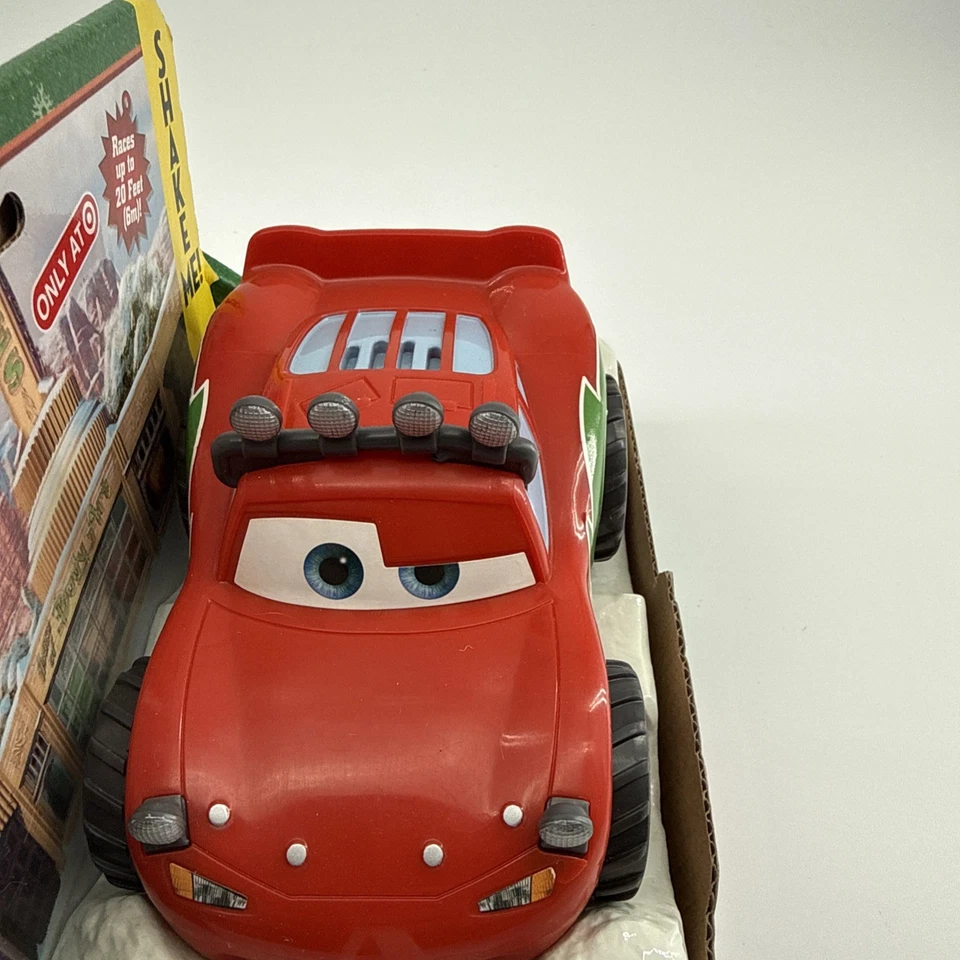Coches Fisher Price Lightning McQueen Shake N Go. Target Holiday Exclusive Foto 4 de 4