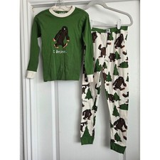 Lazy One Bigfoot I Believe Pajama Set Kids Size 8 Green Long Sleeve Cotton