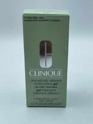 Clinique Women's Moisturizing Gel with Pump Dramatically Different Face, 4.2 oz