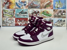DQ0660-103 Chaussures de golf homme taille 9 Jordan Retro 1 hautes sans pointes blanc/bordeaux