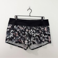 Lululemon Run Times Short II 4