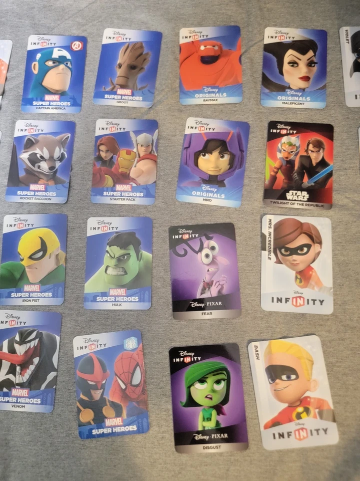 Lote de 23 cartas de personajes de Disney Infinity ver fotos para personajes Foto 4 de 4