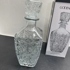 Godinger Carob Crystal (Glass) whiskey decanter 24 ounce New Open Box A/26