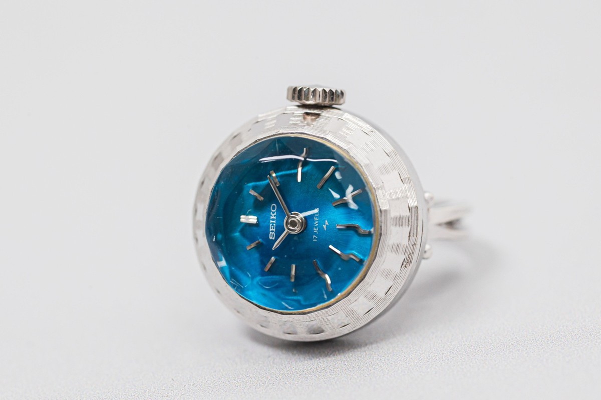 NEAR MINT* Vintage SEIKO Ring Watch 11-0290 Hand Winding Blue 17