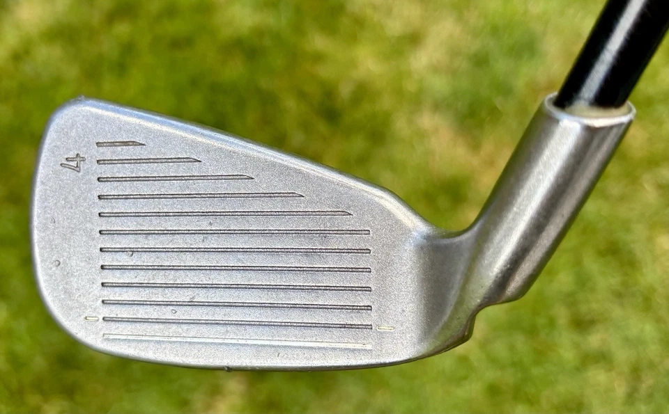 PING i3 Blade Blue Dot 4 Iron RH 350 Series Stiff Graphite Shaft - Image 4 of 4