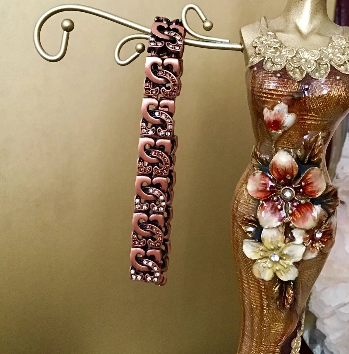 Vintage 2024 reproduction jewellery