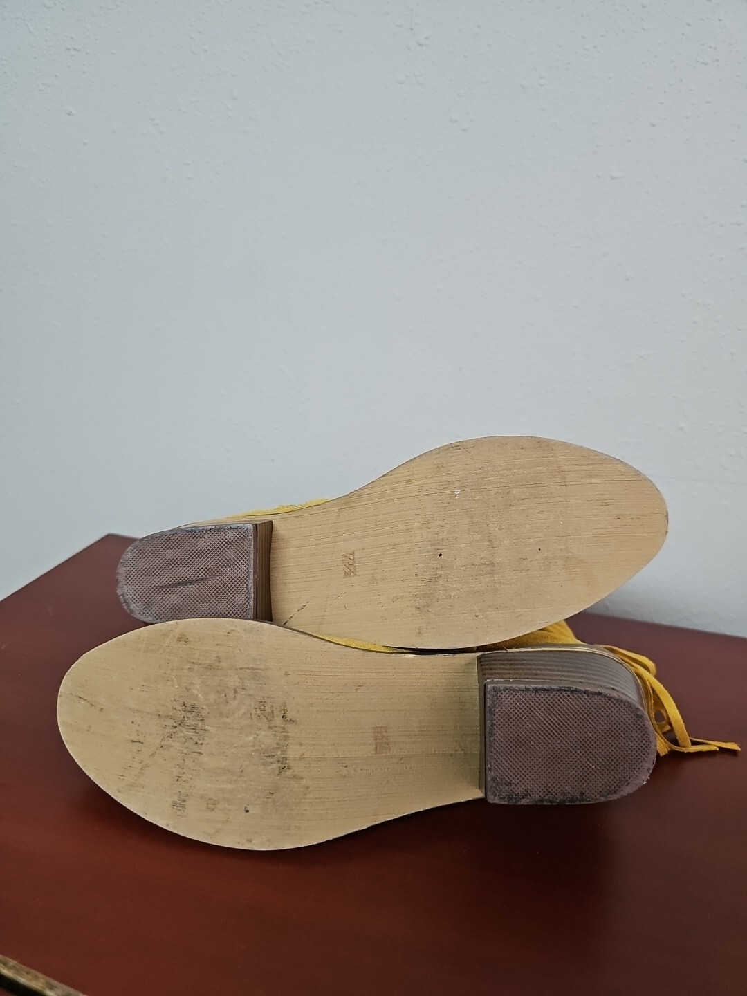 NOT RATED Women's Boots Yellow Color Upper Fabric Zipper Fringe Back.Size 7.5