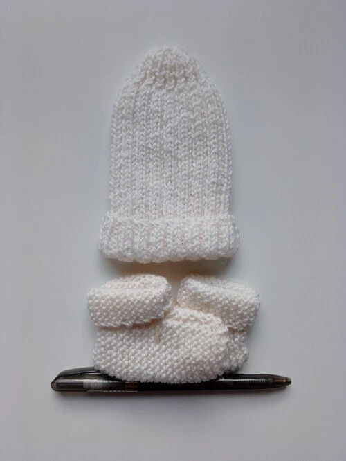 Handknitted Hat and Booties for Premature Baby