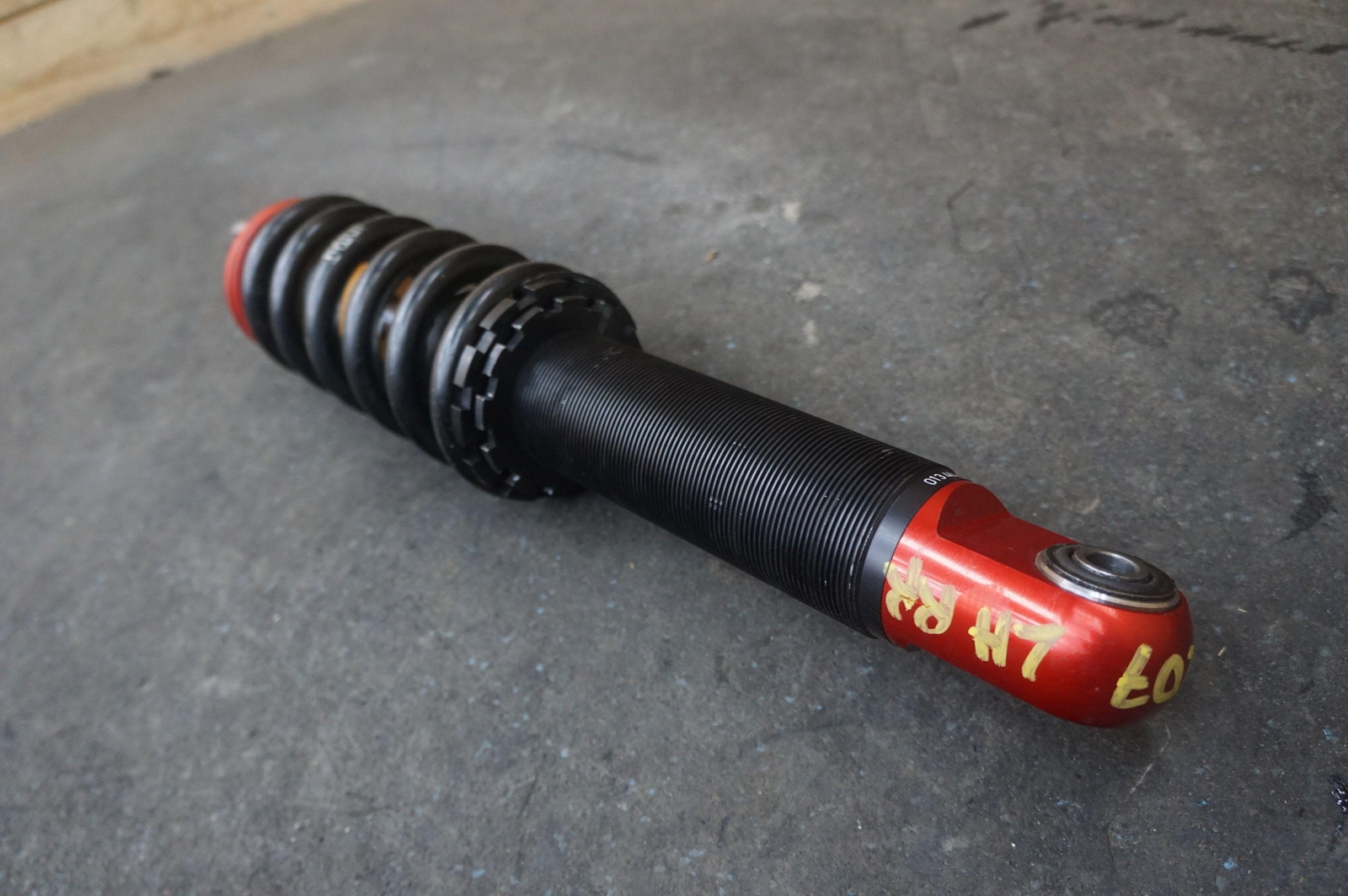 Rear Left or Right Shock Absorber OEM 333581 Ferrari 488 Challenge 2019