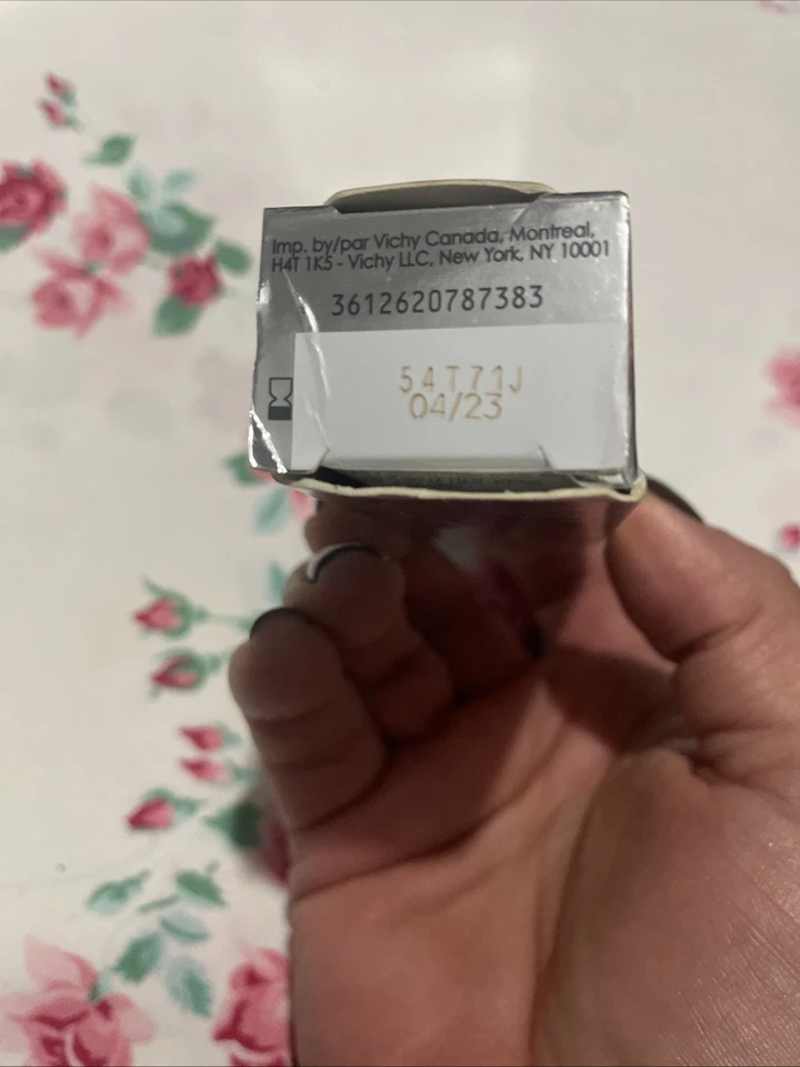 VICHY LIFTACTIV SUPREME Suero para ojos antiarrugas y levantamiento retirado en muy buen estado leer Foto 2 de 4