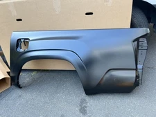 New Driver Side Truck Bed 16-23 Toyota Tacoma SR Crew Cab 5 ft bed without flare