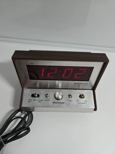 Vintage 70’s SPARTUS Solid State Red Digital LED Alarm Clock 21-3004-500 Tested