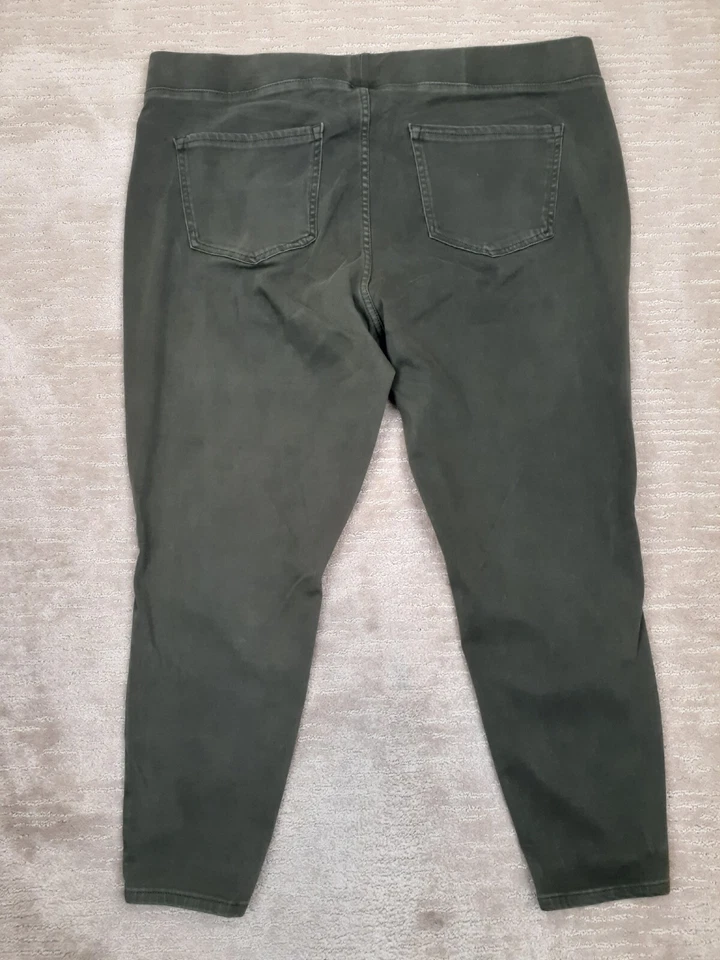 Pantalones al tobillo ajustados informales Venezia para mujer talla 26 verde militar elásticos estilo pull-on Foto 4 de 4