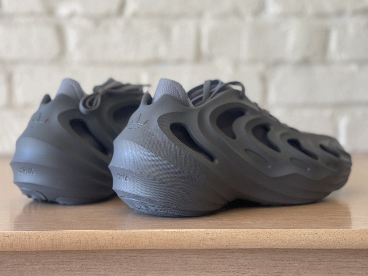 adidas YEEZY Foam Runner Carbon中古27.5us9 adidas Yeezy Foam Runner Carbon IG5349 - All Sizes - Express