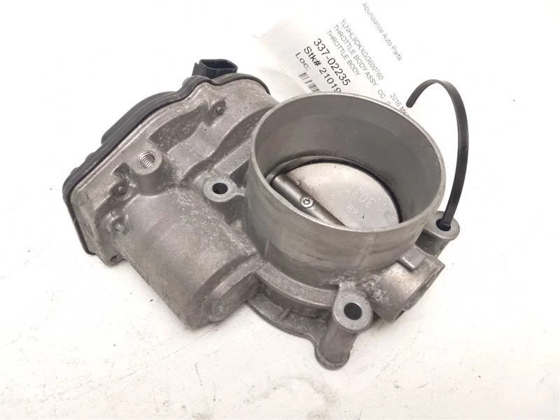 Lincoln MKS 2016 carrocería del acelerador Foto 4 de 4