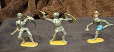 Elastolin English Soldiers in Suit of Armor-Lot of 3 40mm