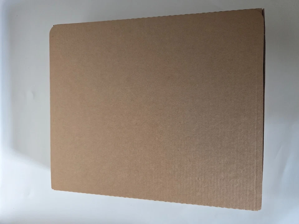 Hoyle Hearts and Spades PC Game CD Big Box 1998 Sierra Complete w/ Inserts - Image 4 of 4