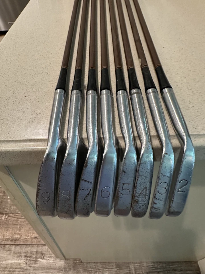 Rare 1930’s Wilson Off-Set Irons #502 Original Grips 9-2 Irons Original Shafts - Image 2 of 4