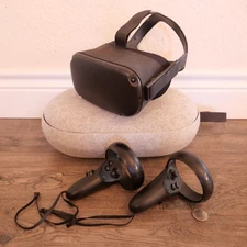 Meta Oculus Quest 64GB VR Black Headset With Controllers & Case WORKS GREAT !!!