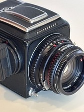 Hasselblad 500C/M + Planar 80mm f/2.8, A12 Back: Very good condition