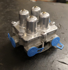 Multi-circuit Protection Quad Valve For Eviro 200 Optare Streetlite 934714211