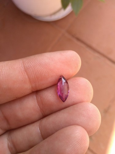 1.94Cts Umbalite Garnet from Tanzania! Striking Mix of Maroon Purple and Magenta - Picture 4 of 12