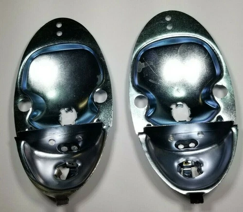 TAIL LIGHT BULB HOLDER SOCKETS LEFT & RIGHT VOLKSWAGEN T1 BUG BEETLE 1962-1967 - Picture 1 of 2