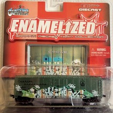 MAISTO ENAMELIZED GRAFFITI DIECAST GREEN B & O BOX CAR RTR OVP - ARTIST CYCLE