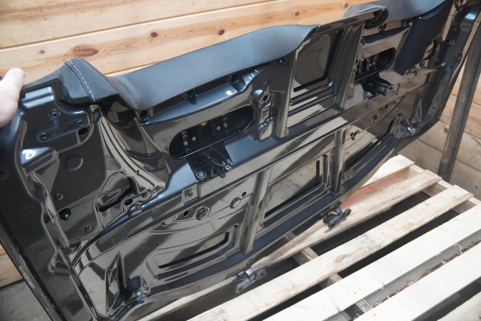 Convertible Roof Top Tonneau Cover 6G33-L501A00-AH Aston Martin V8 Vantage *Note