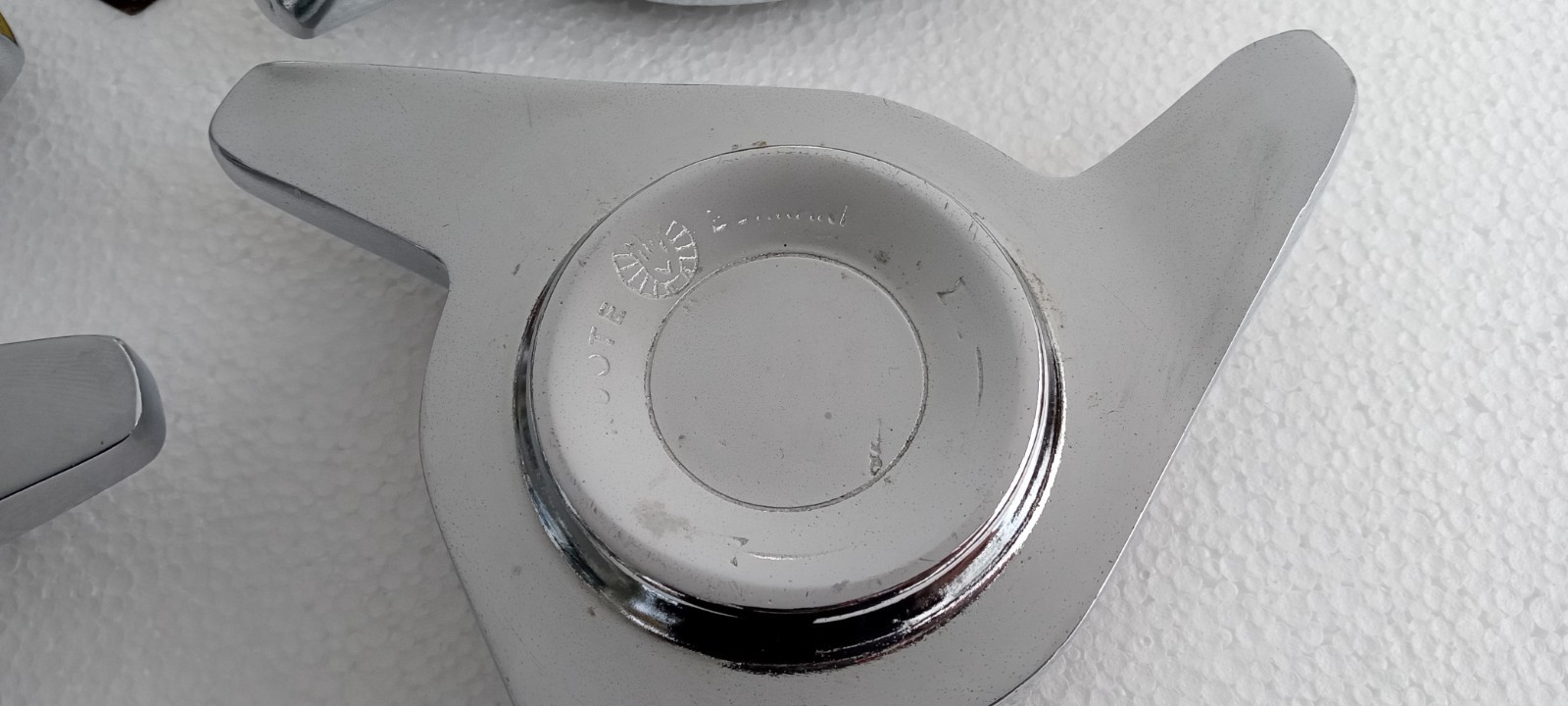 Ferrari Boranni Wheel Knock Off Nuts_Curved Ears_32 Rudge_275 GTS_GTB/4_330_365