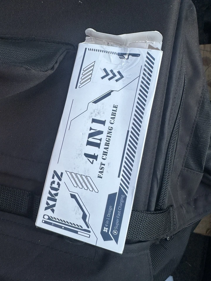 Cable de carga rápida XKCZ 4 en 1 para Apple iPhone y Android Foto 3 de 4