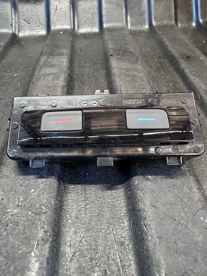 Centralina Climatizzatore VW TOURAN 5T1 3G0907049D 2018 - Immagine 2 di 4