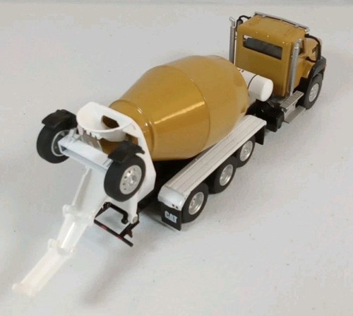 CAT CT660 Tractor Concrete Mixer 1:64 Scale Model Diecast Masters 85632 Loose MB - Picture 3 of 6