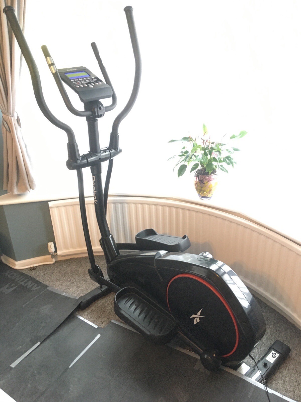 Reebok ZR9 elliptical cross trainer/exercise machine eBay