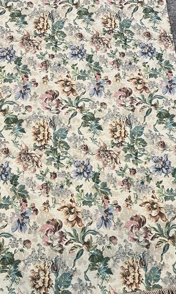 Vintage 90s Tapestry Table Runner Topper Cottage Floral Chunky Fringe 35 X 58 - Image 4 of 4