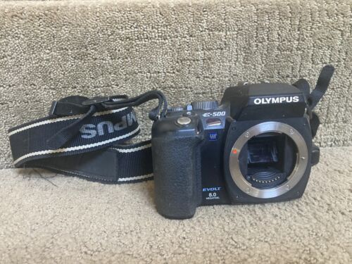 Olympus Evolt E-500 8.0MP Camera W/ Case - *UNTESTED*