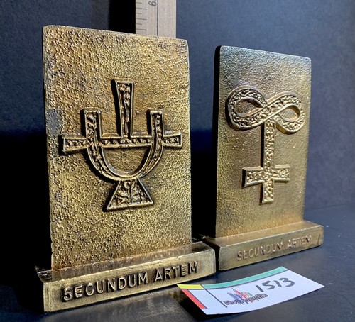 Metal Book Ends RX Latin Pharmacia Secundum Artem Tinactin Vinegar Glass - Picture 2 of 7