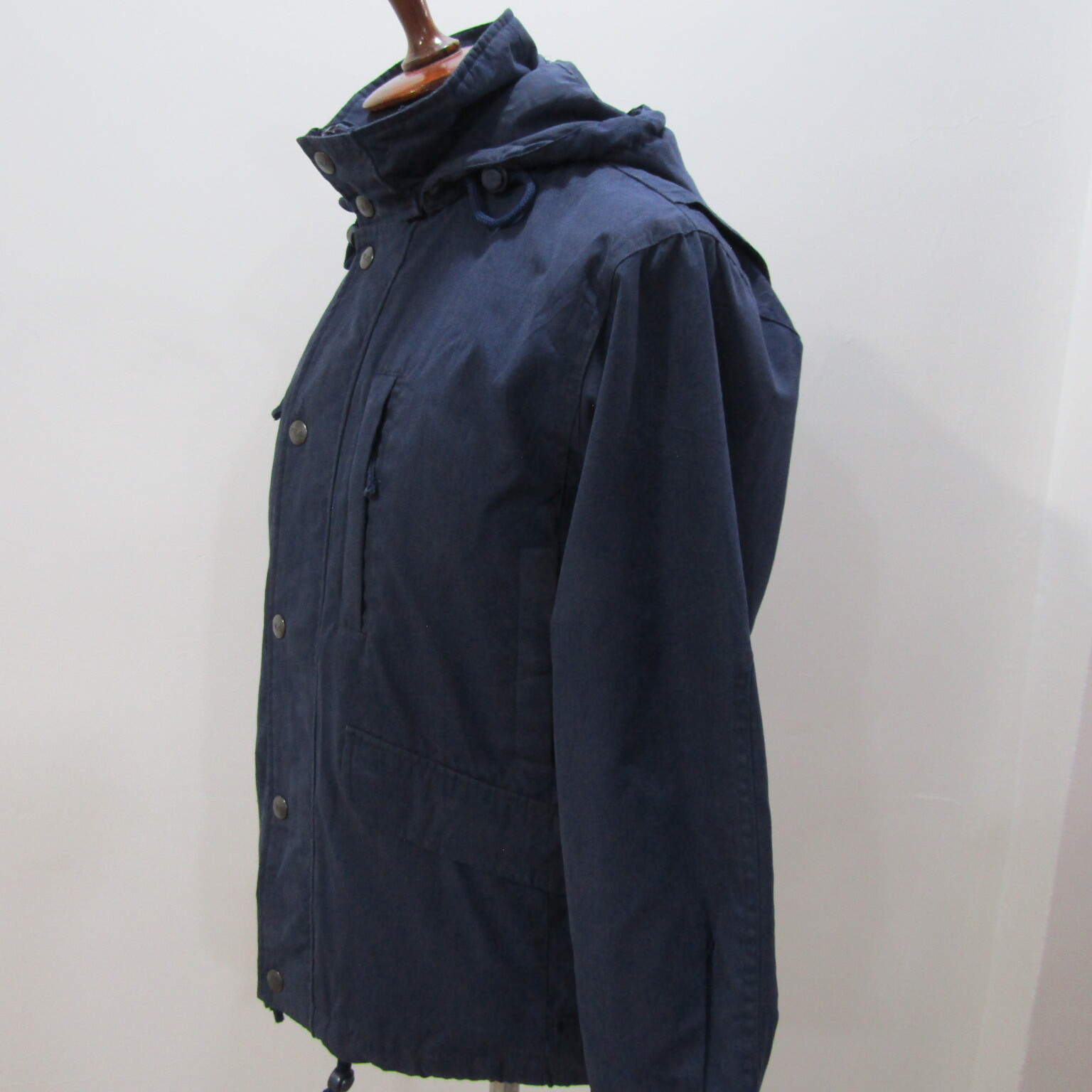 Giacca sportiva con cappuccio da uomo Fila circonferenza petto taglia 38 40 UK S Sku 10355